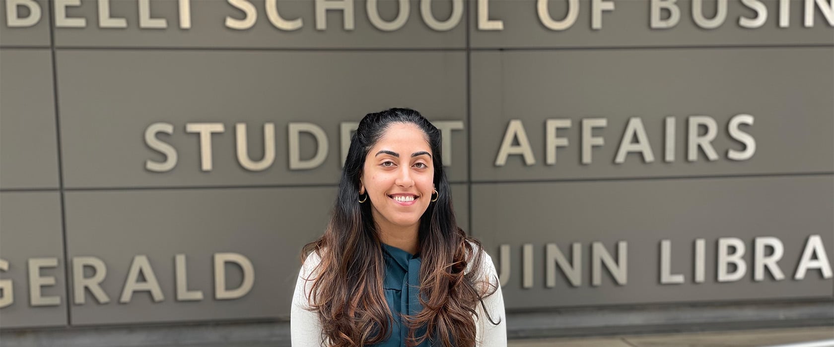 Timi Reedy Lead at the edge of finance with an MBA in fintech - MBAGRADSCHOOLS