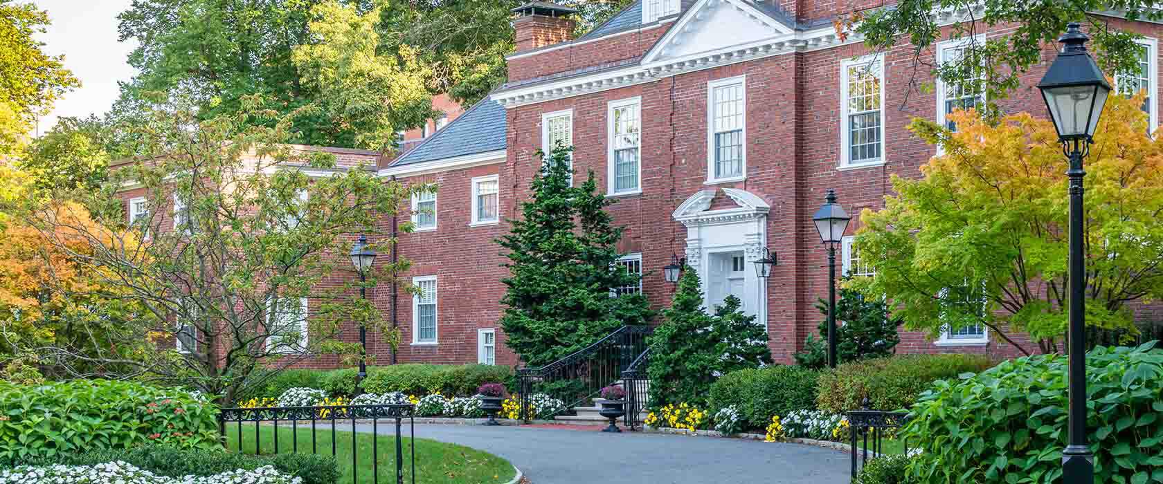 5 tips on getting accepted to the Harvard MBA