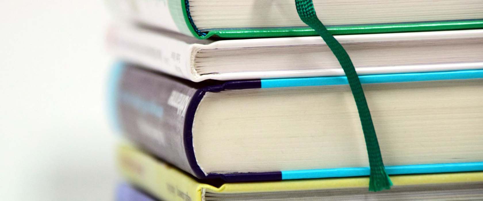 The power of reading: 5 books to expand your mind as an MBA student