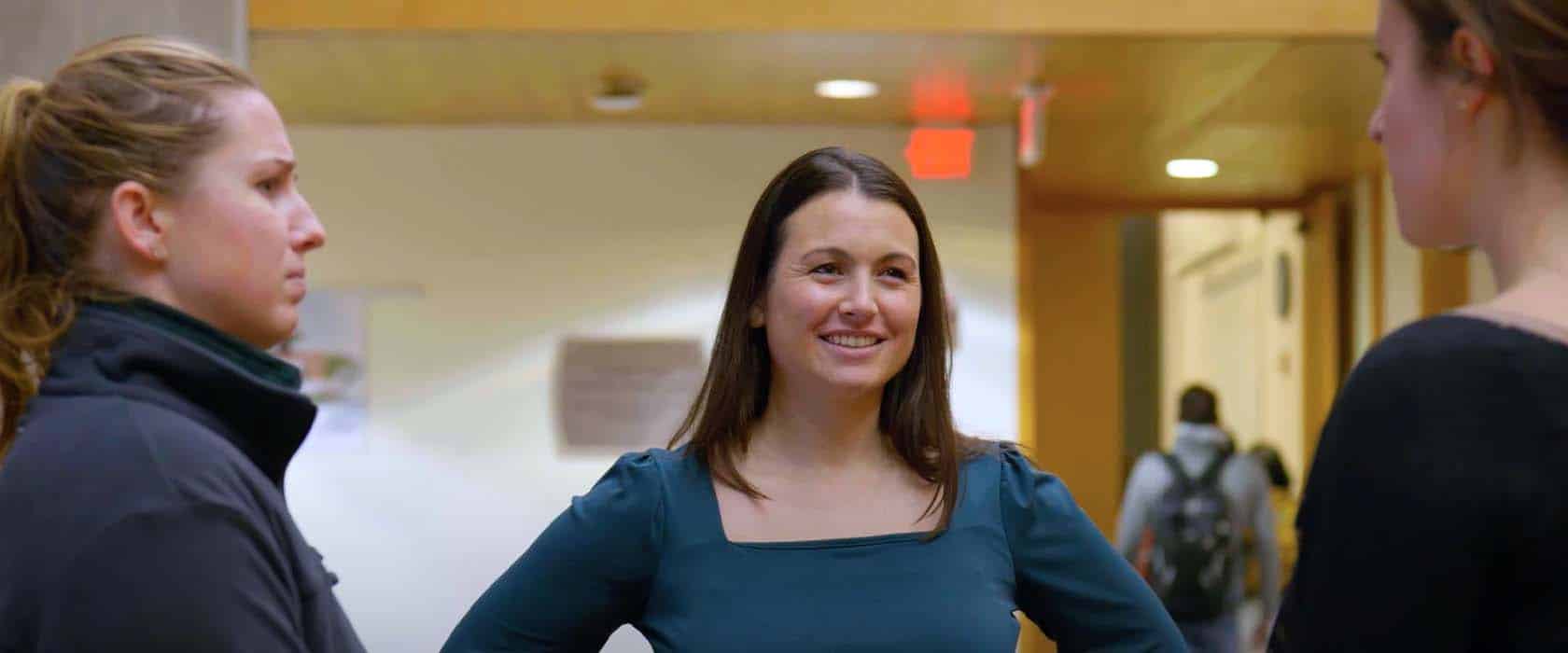 How Hands-on Learning in an MBA Boosts Your Confidence To Lead